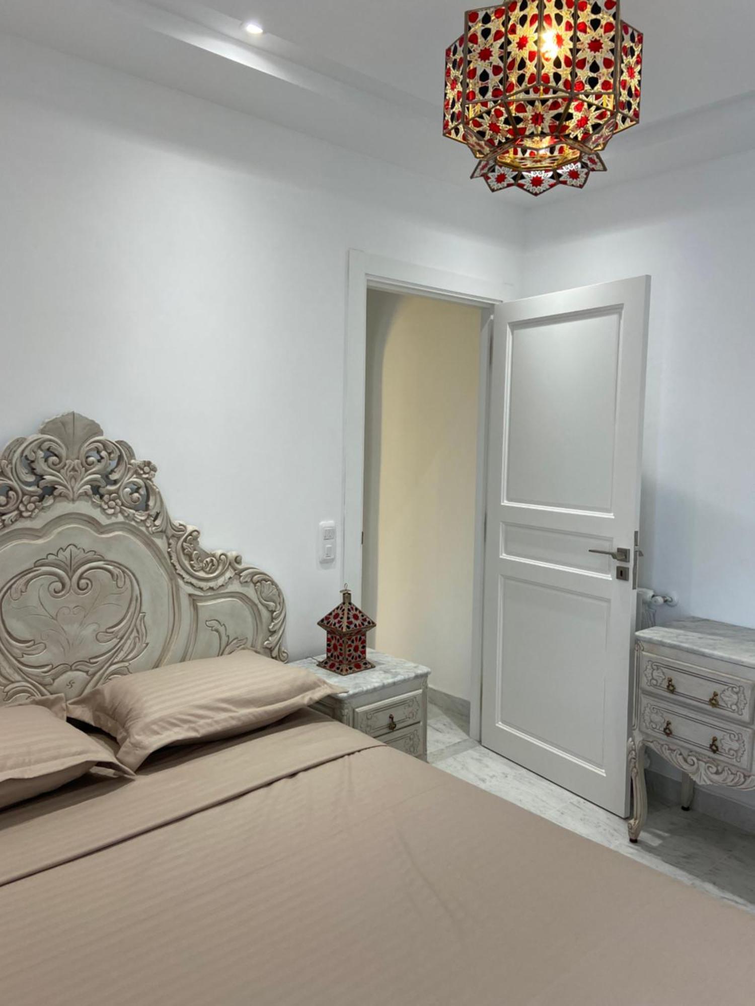 Marsa-Sidi Bousaid Cosy Authentic Apartment La Marsa Luaran gambar