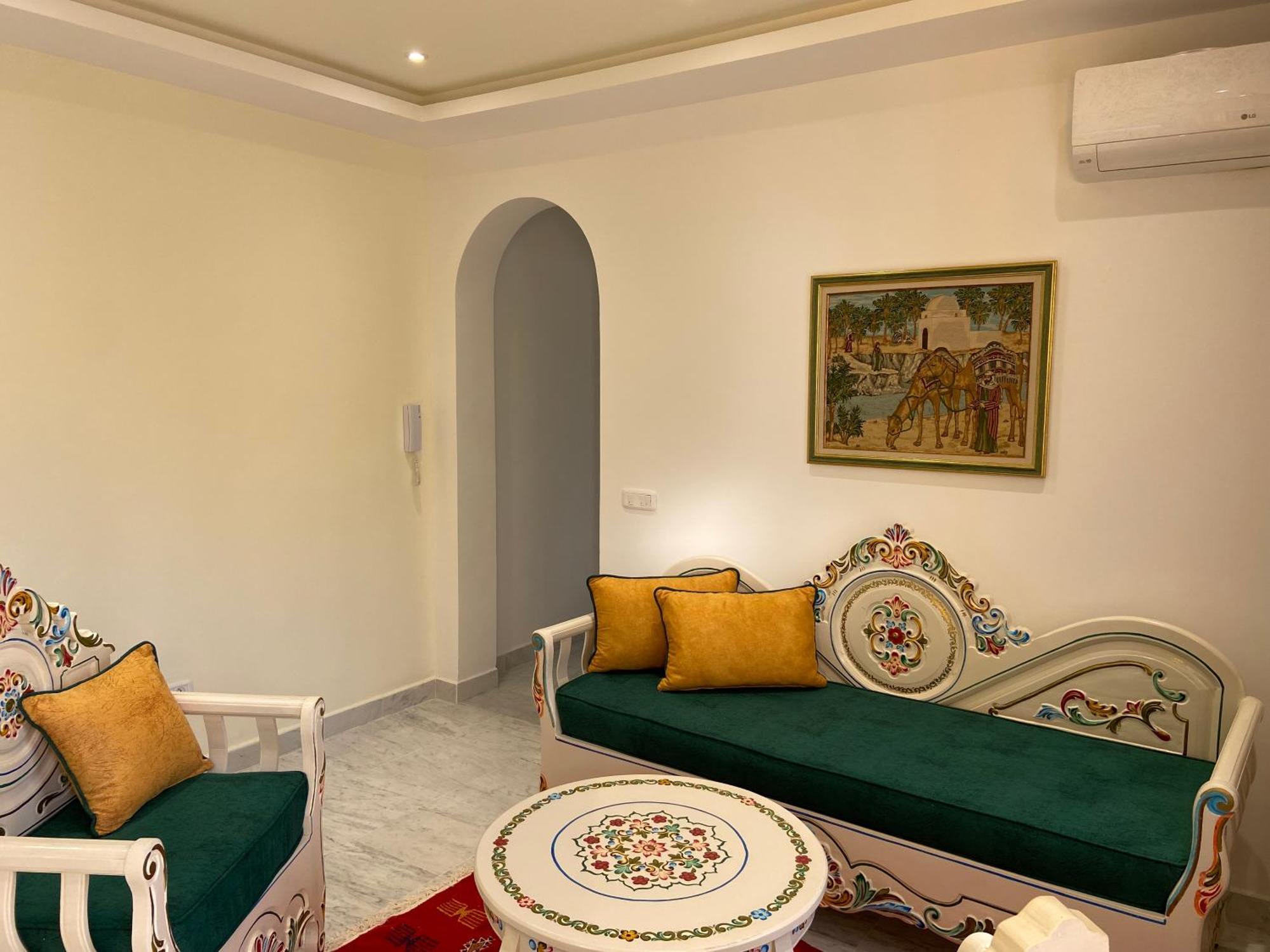 Marsa-Sidi Bousaid Cosy Authentic Apartment La Marsa Luaran gambar