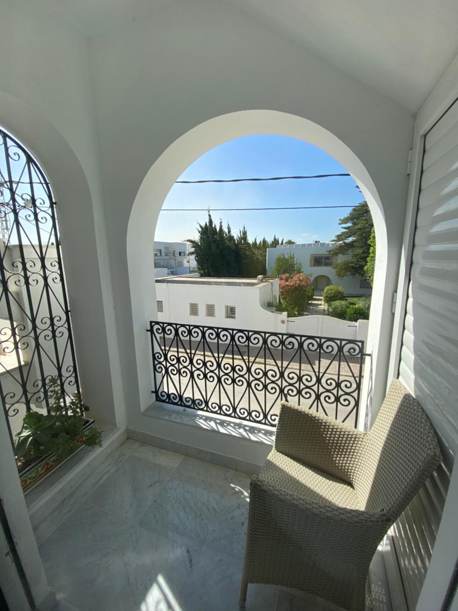 Marsa-Sidi Bousaid Cosy Authentic Apartment La Marsa Luaran gambar
